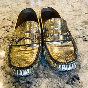 Cole Hahn gold flats